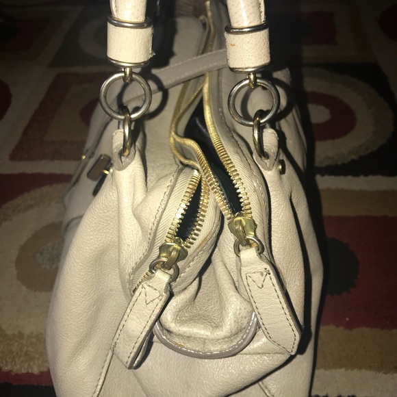 ‼️Flash Sale‼️ Burberry leather bag - Picture 8 of 8